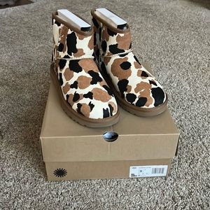 Ugg classic mini cow print, New